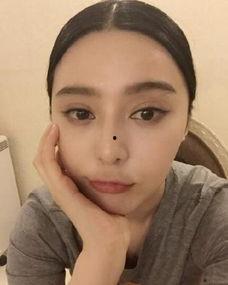 明星网红自拍偷拍视频,揭秘网红自拍与偷拍视频背后的秘密瞬间