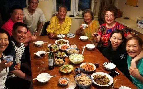 吃瓜娱乐圈泡菜是谁,她是如何成为热门话题的？
